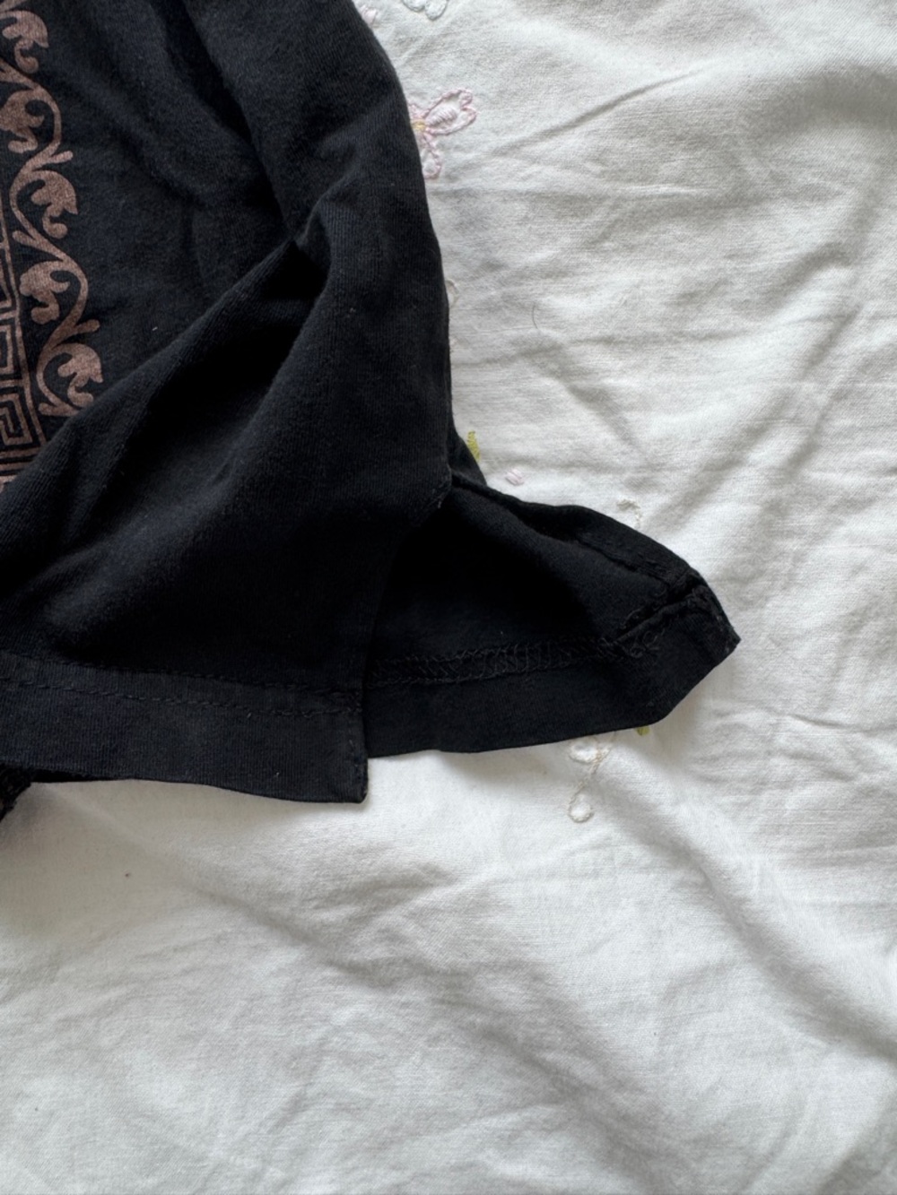 Black Short-Sleeve Graphic print Tee with Floral Beading - Picture 6 of 7